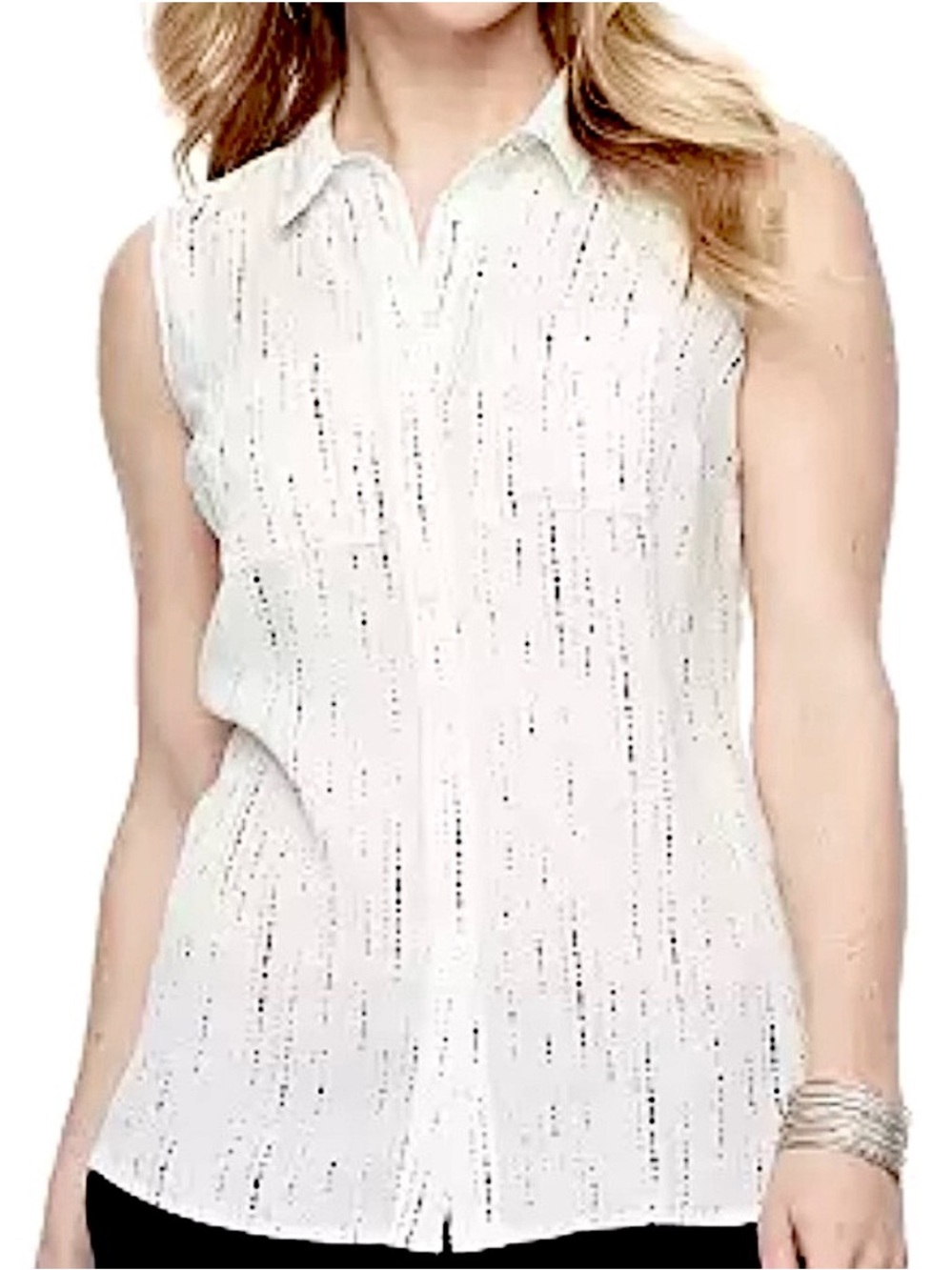 Apt. 9 Women’s White Sleeveless Button Down Shirt